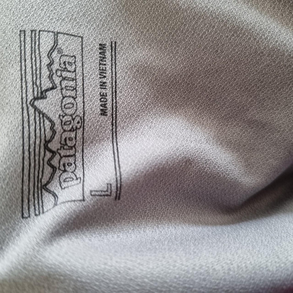 Patagonia running shorts Size large uk 12/14Pockets BNWT - Picture 4 of 4